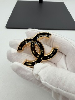 Beautiful Gold Flake CHANEL Resin Brooch Pin Vintage