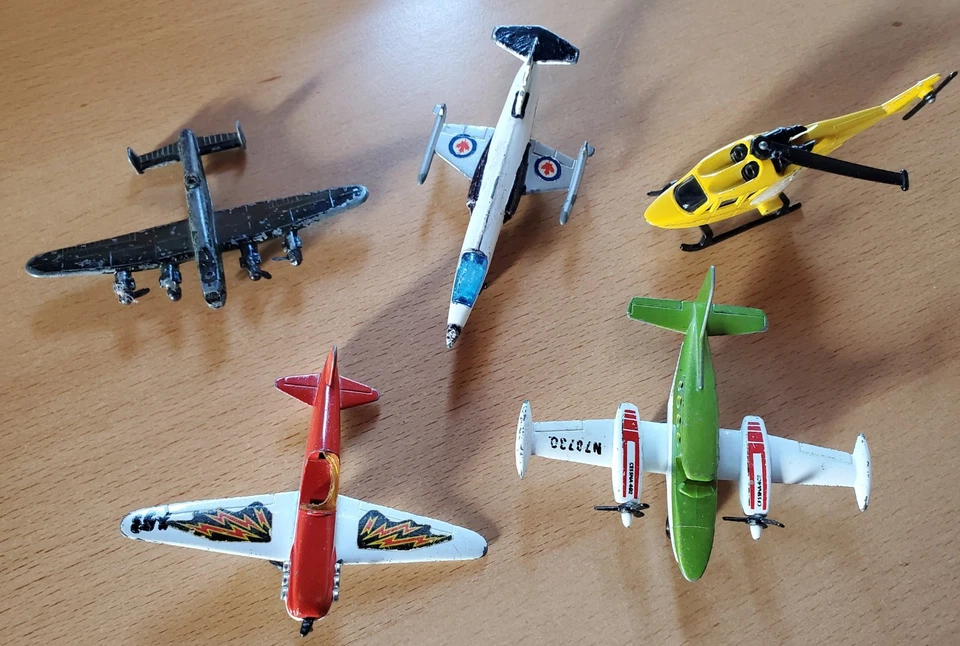5 Matchbox Flugzeuge / Hubschrauber aus den 70er und 80er