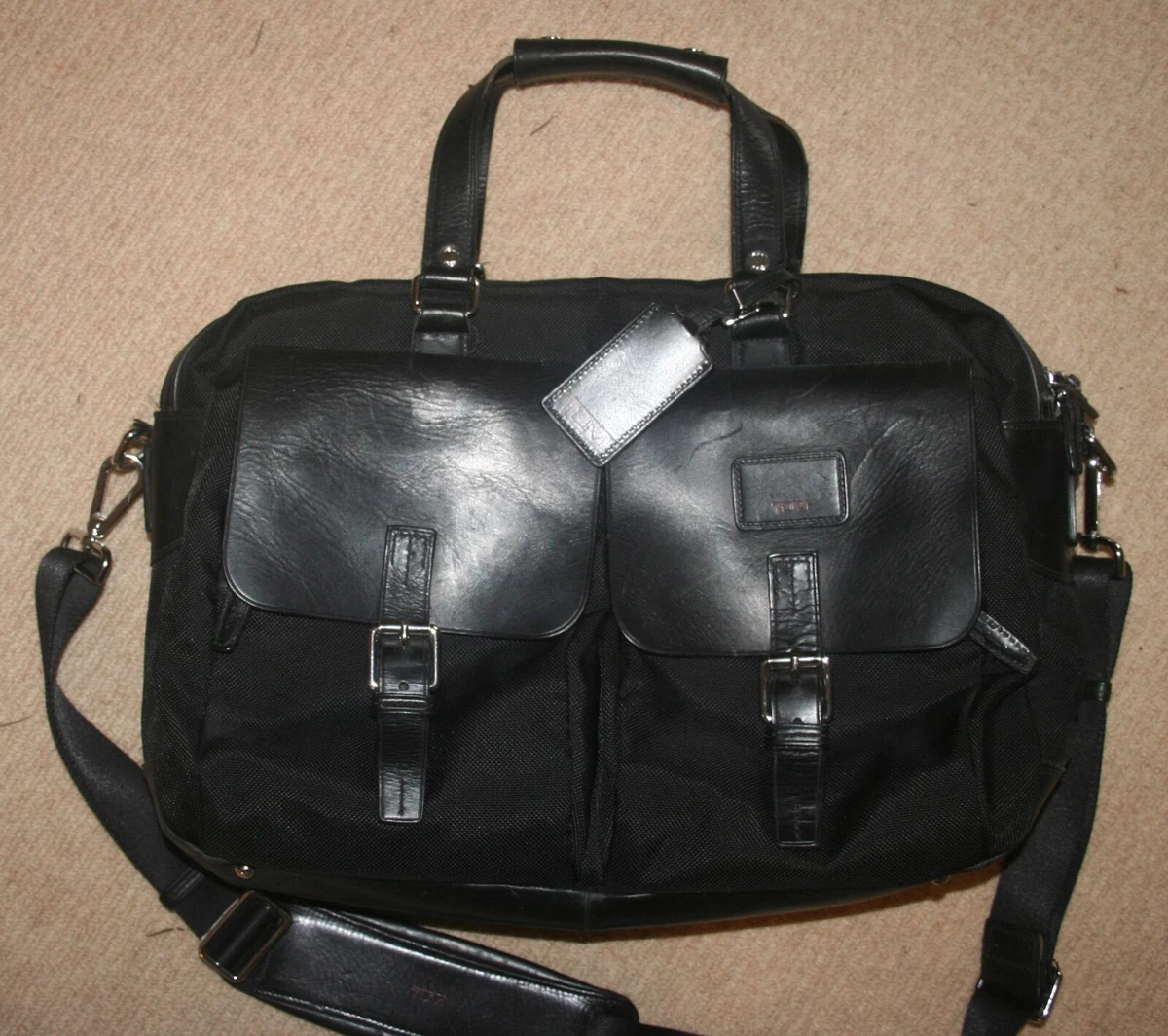 Lonsdale leather duffle bag hotsell