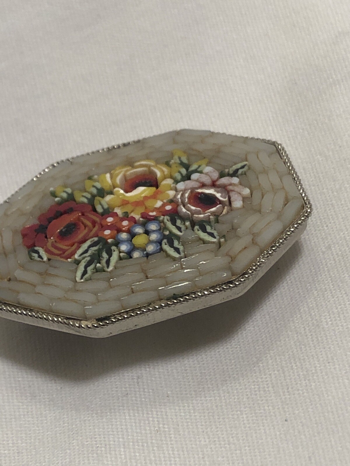 ANTIQUE ITALIAN MOSAIC BROOCH VERY BEAUTIFUL Gem