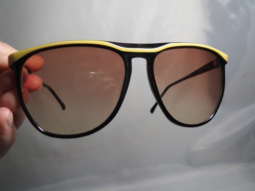 Vintage Bausch & Lomb VIII/W0144 Womens Sunglasses w/Case and Cloth Nice! - Picture 5 of 11