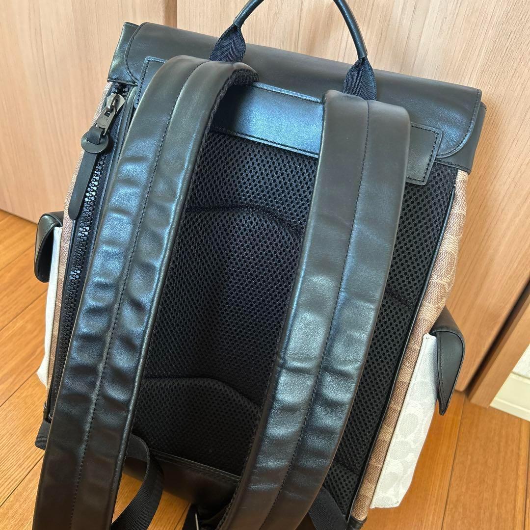 Coach Backpack Shop Bag With Cloth Unisex For Men And Women Coach Backpack Shop Bag With Cloth Unisex For Men And Women