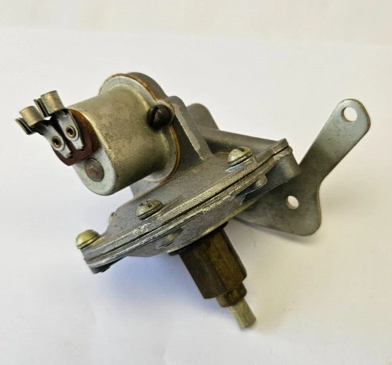 Carburador Chrysler Desoto 1951-1953 Dashpot 1404610 Nuevo de Lote Antiguo Foto 4 de 4