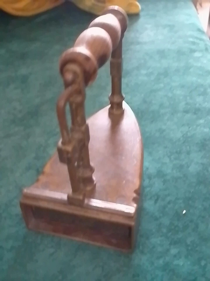 Ancien Fer à Repasser en Laiton - Vintage - Collection - Photo 4/4