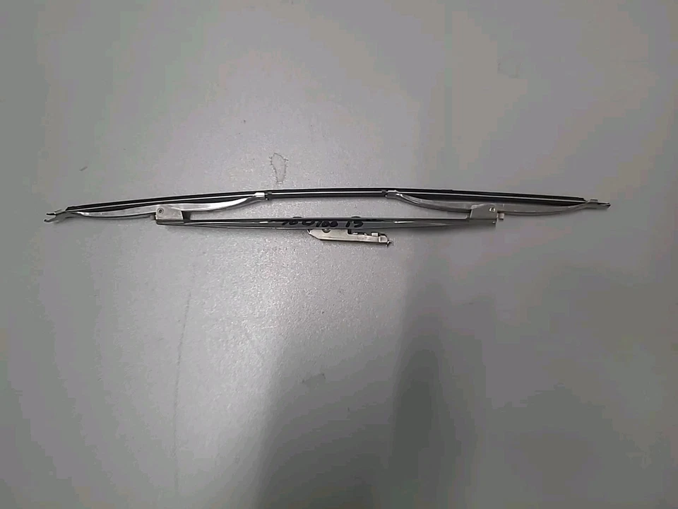 Dodge W100 1970 limpiaparabrisas de 15" Foto 2 de 4