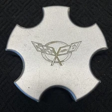 BROKEN 2000-2004 Chevy Corvette 9593475 OEM GM Center Cap Cover Wheel Rim Hub DD