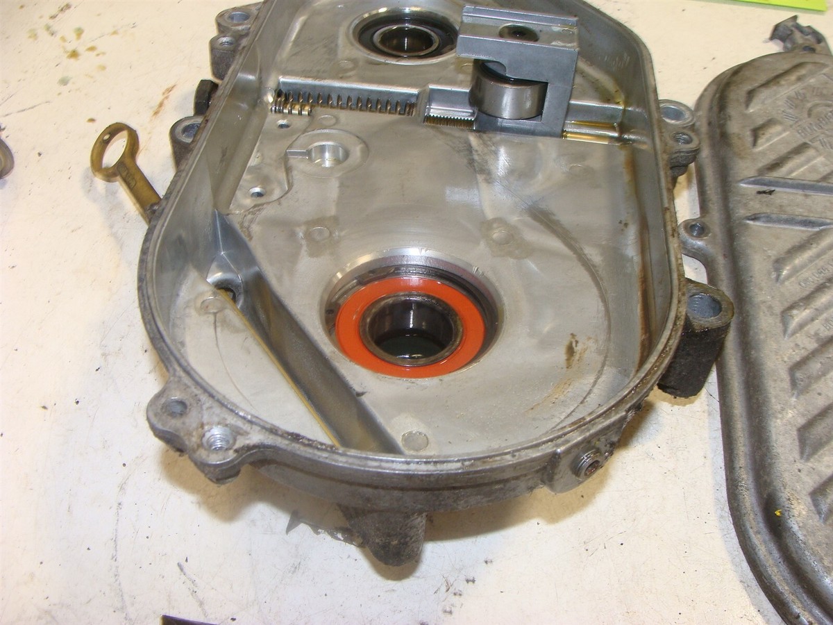 2000 SKI DOO MXZ mxzX 440 700 zx chaincase gear box housing