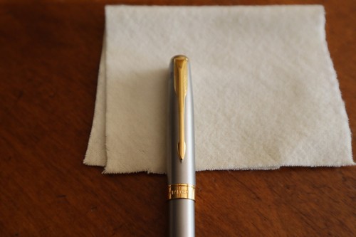 Parker Sonnet Stainless Steel (Satin) G/T Ball Pen Parker #49801 France Blue Ink - Picture 3 of 11