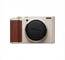 Fujifilm XF10 W/SD Card Charger Good Condition Fully Tested Digital Camera