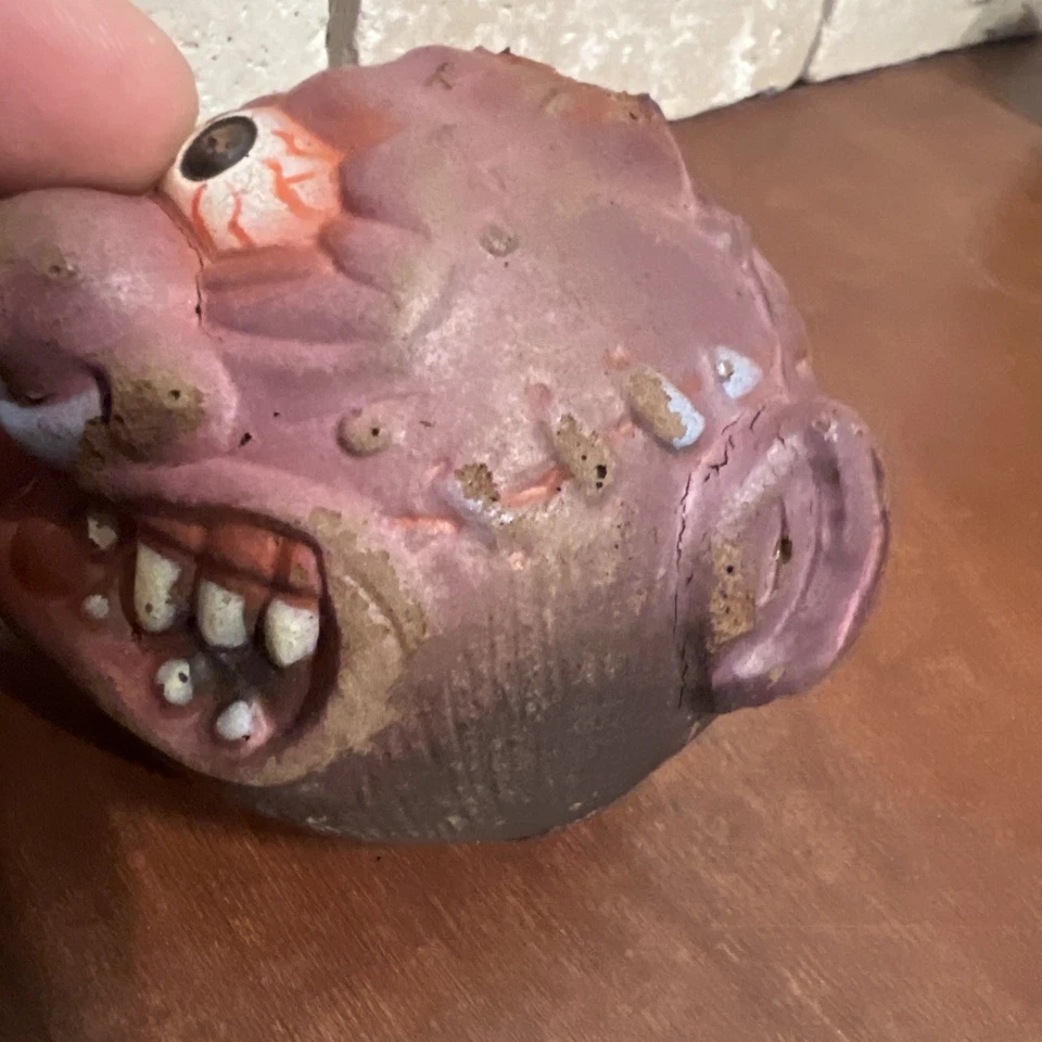 MadBalls Cabeza de Cuerno 1985 Monster Ball Juguete Cíclope Falta Cuerno Foto 3 de 4