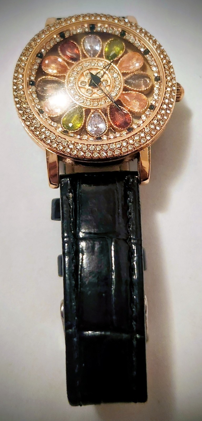 Self winding crystal spinner woman's watch, leather band W/Buckle, Big faced
