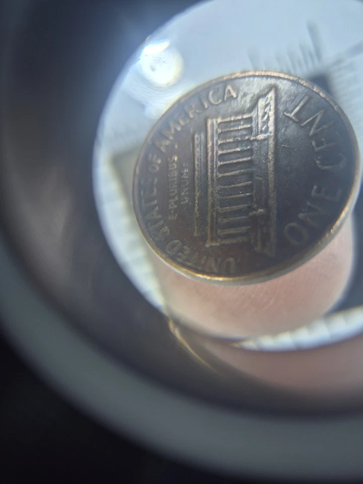 1969 D No FG & Floating Roof Error. Lincoln Memorial Penny Coin. #1 - Image 3 of 4