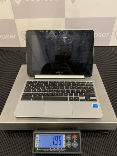 12 Laptops without memory/HDD: LENOVOX1 1370, ASUSC100 TP500, DELLE7440, MacMD23 - Bild 9 von 12