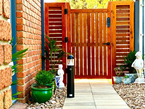 Bollard Light, 12V LED, 10 Watts, IP65 - Foto 2 di 2