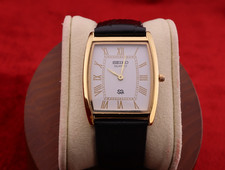 Vintage Men Seiko quartz Barrel-Tank White Dial,Black leather Dress Watch