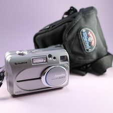 Fujifilm Digital Camera FinePix A205S 2.0MP Silver Tested