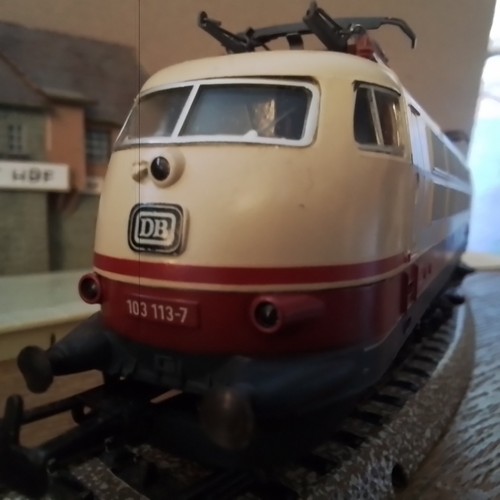 Märklin HO -E Lok BR 103117-7 Analog , wenig gefahren | Condition: Gebraucht