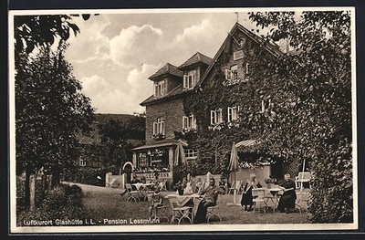 Glashütte i. L., Hotel-Pension Lessmann, Gäste im Garten, Ansichtskarte 