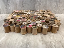 Wooden Spools. 1" to 1.25" - Lot of 100 - Some w/ Advertisement - Vintage