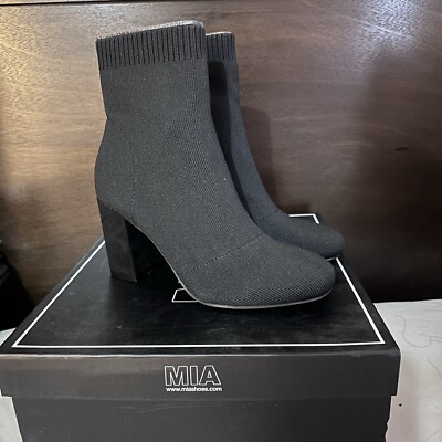 Mia Erika Black Boots Size 6