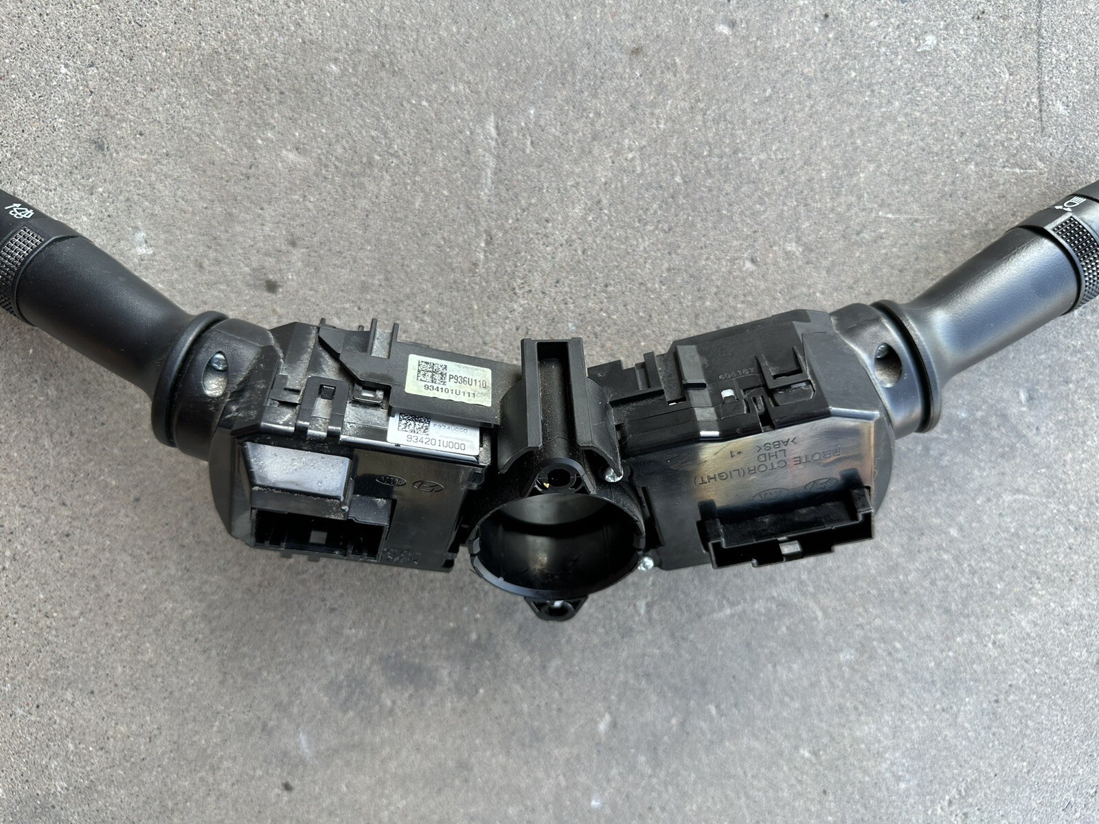 20172018 Kia Forte Blinker Indicator and Windshield Wiper Control