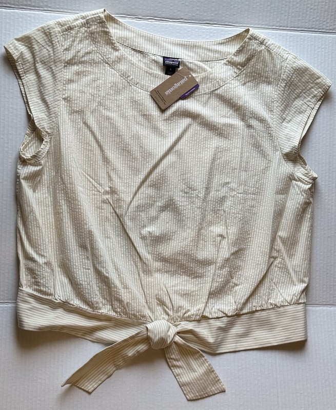 Patagonia Womens Organic Cotton Seersucker Boxy Crop Blouse Pumice Striped 