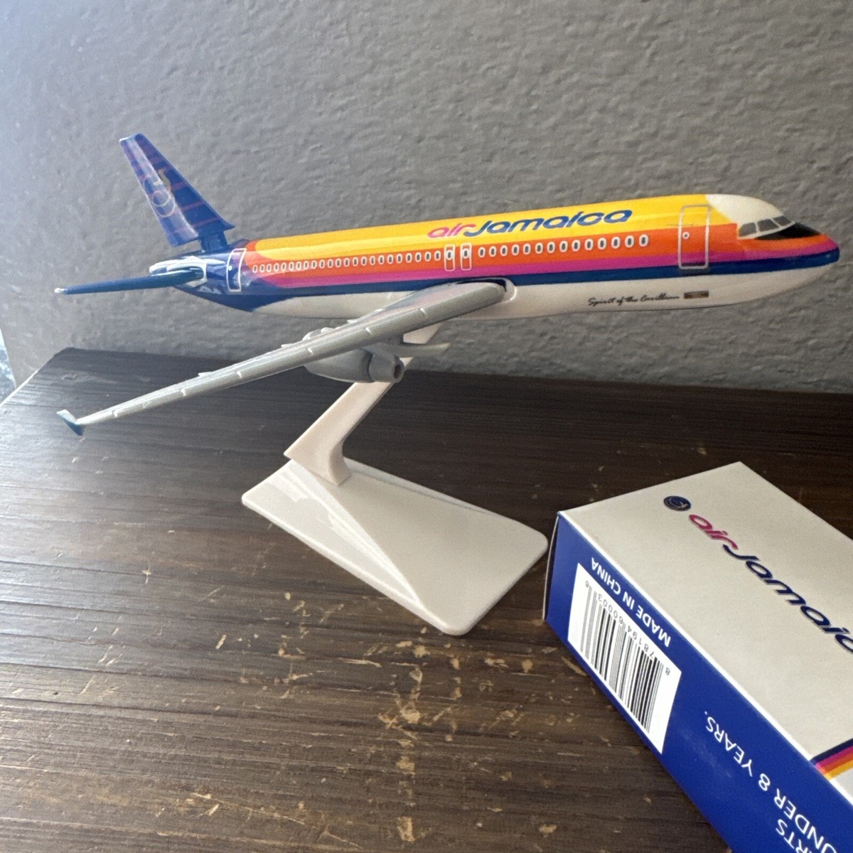 AIR JAMAICA Airbus A320-200.1/200 Scale Collectors Model | eBay