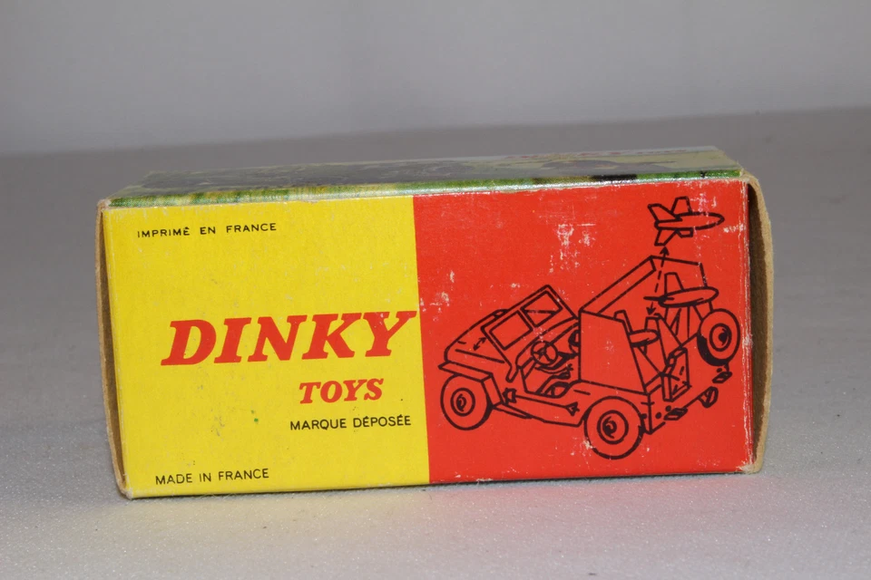 Jeep militar Dinky #828 French Dinky Rocket Carrier años 60 caja original Foto 2 de 4