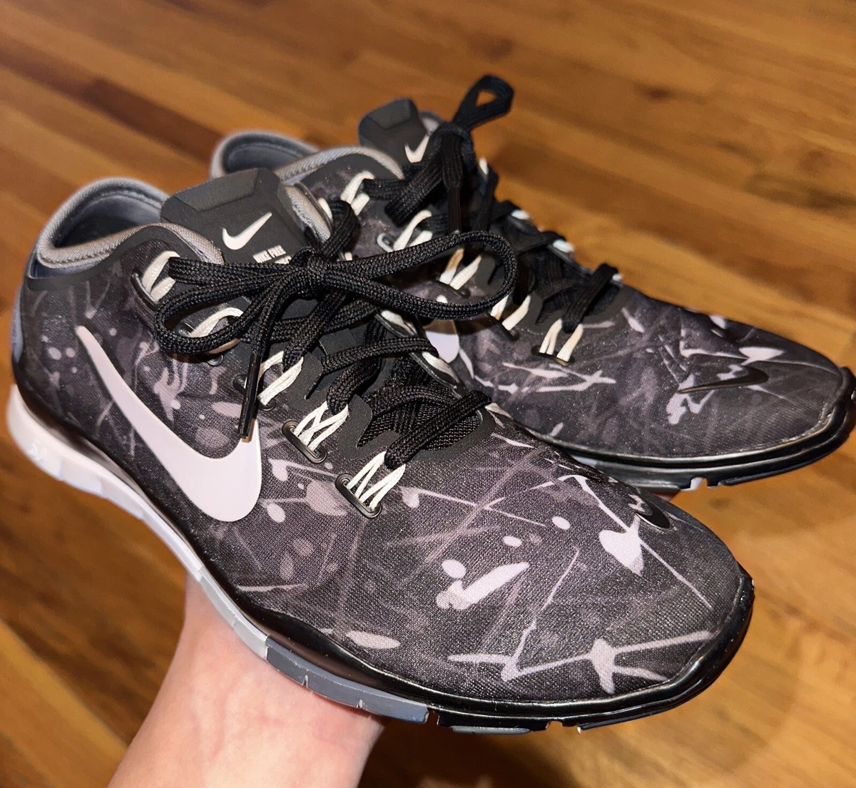 Nike shoes clearance connect to phone