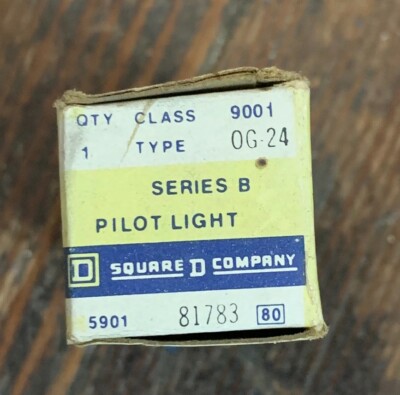 SQUARE D 81783 SERIES B GREEN PILOT LIGHT TYPE OG-24 CLASS 9001 NEW IN BOX
