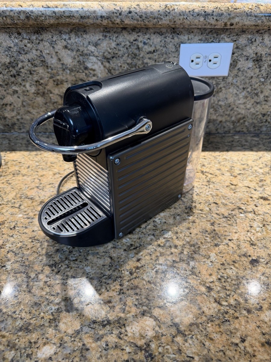 Nespresso Pixie Type C60 Espresso Coffee Capsule Pod Machine Maker