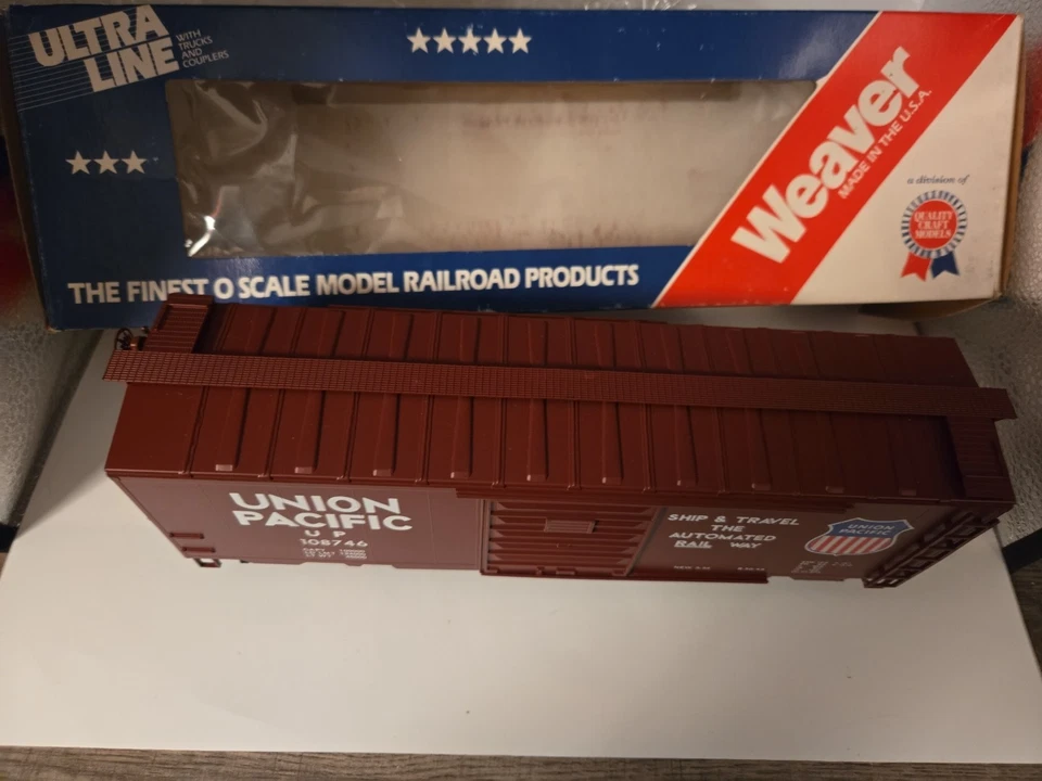 Weaver Ultra Line O Scale 3 Rail Union Pacific #3076 PS-1 40' Box Car - Image 2 of 4