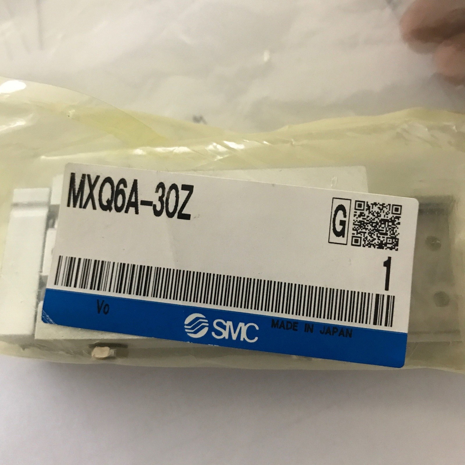 1pc brand new SMC MXQ6A-30Z Pneumatic slide cylinder Fast Ship *yt