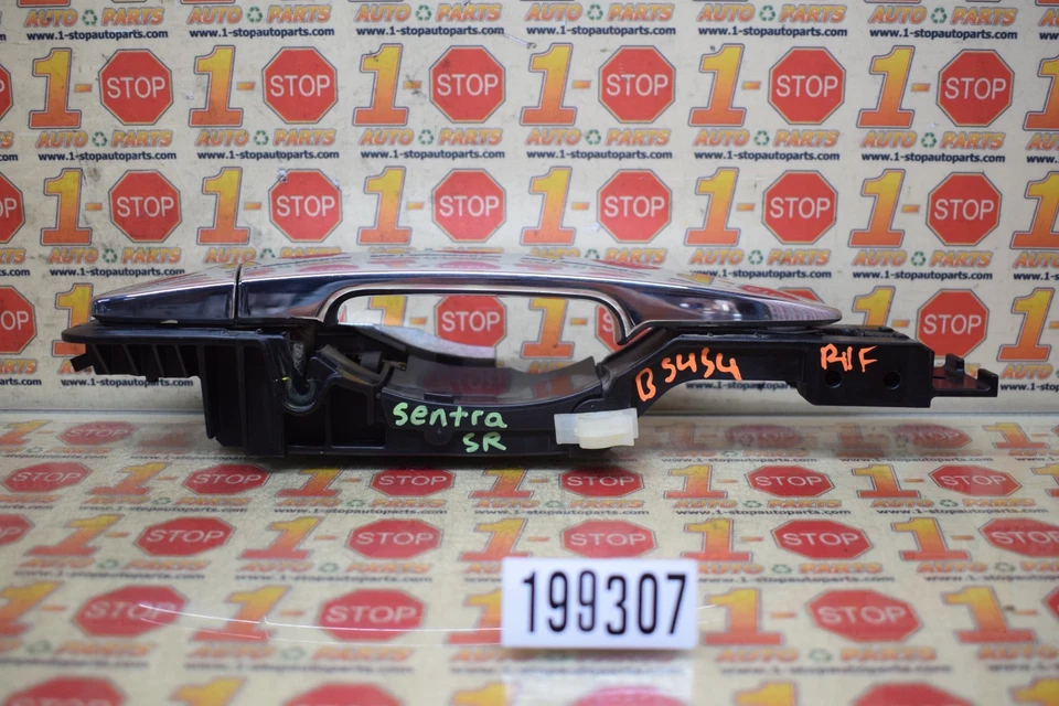 Manija de puerta exterior delantera derecha pasajero Nissan Sentra 2013-2019 OEM Foto 4 de 4