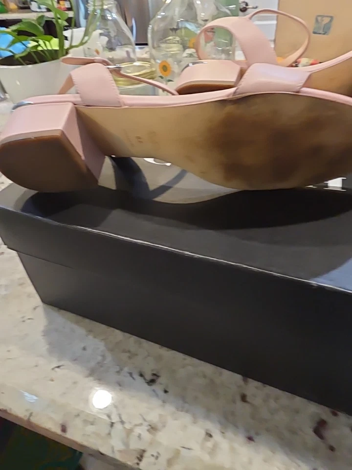 Sandalia Coach para mujer 8,5 Ida 35 de cuero con caja, flor AOM Foto 3 de 4