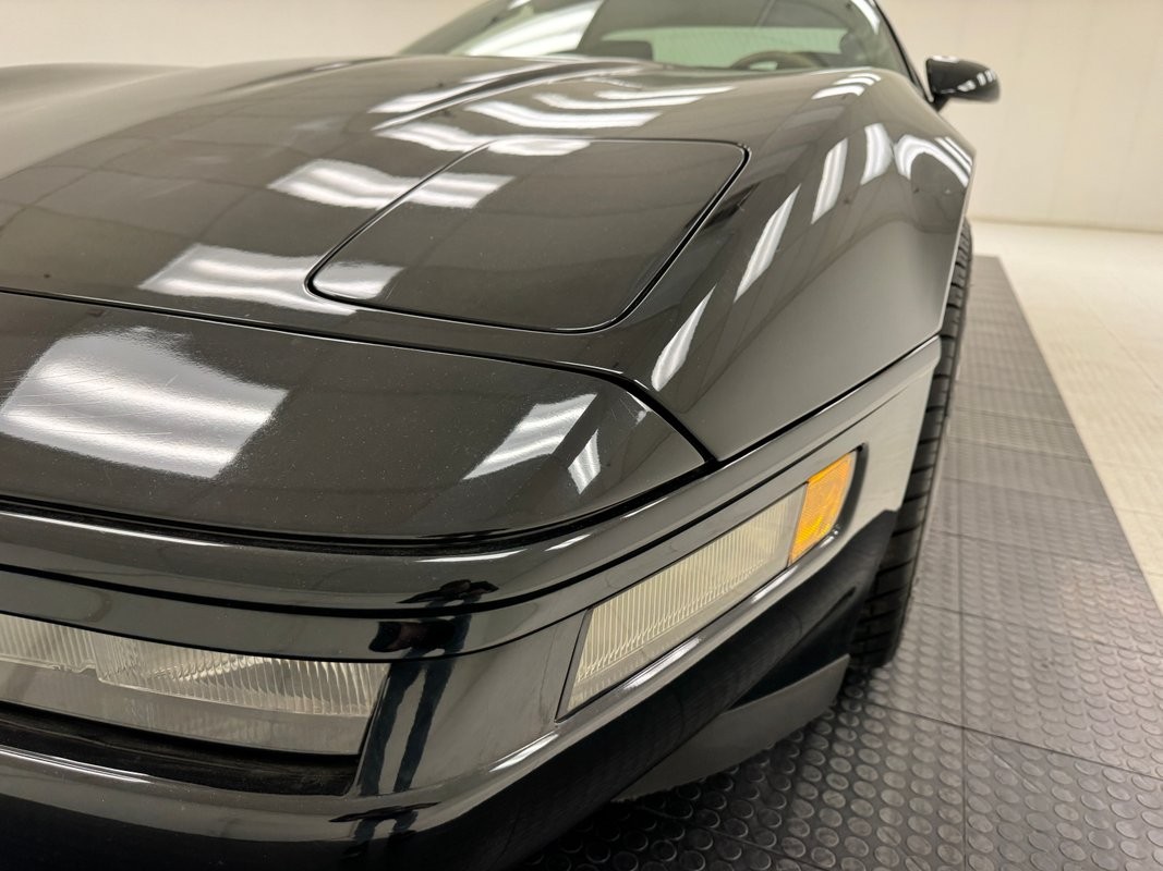 1992 Black Chevrolet Corvette   | C4 Corvette Photo 10