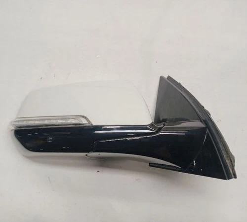 2018-2019 Chevrolet Traverse Right Passenger Side View Door Mirror White Oem