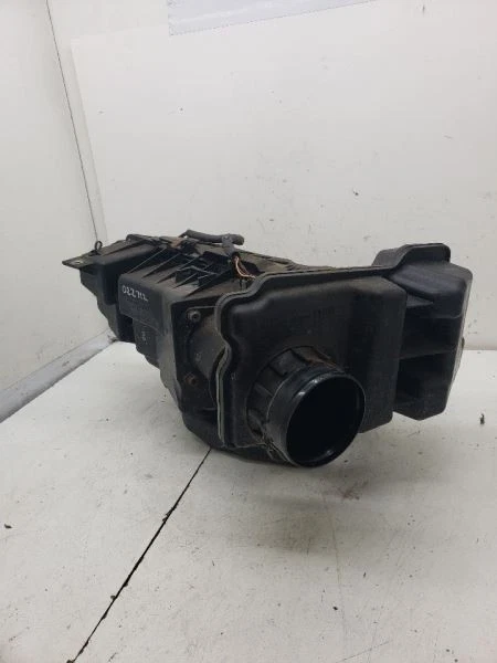 Air Cleaner Fits 02-04 INFINITI I35 717381 - Image 2 of 4