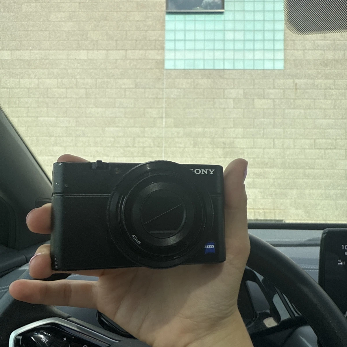 Sony Cyber-shot DSC-RX100 20-29.9MP Digital Cameras for Sale