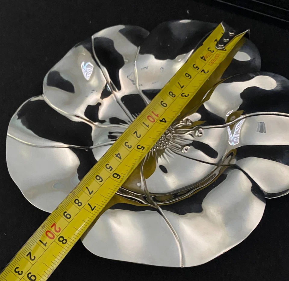 Plato cuenco decorativo con forma de flor International Silver Company de colección de 7,5" de diámetro Foto 4 de 4