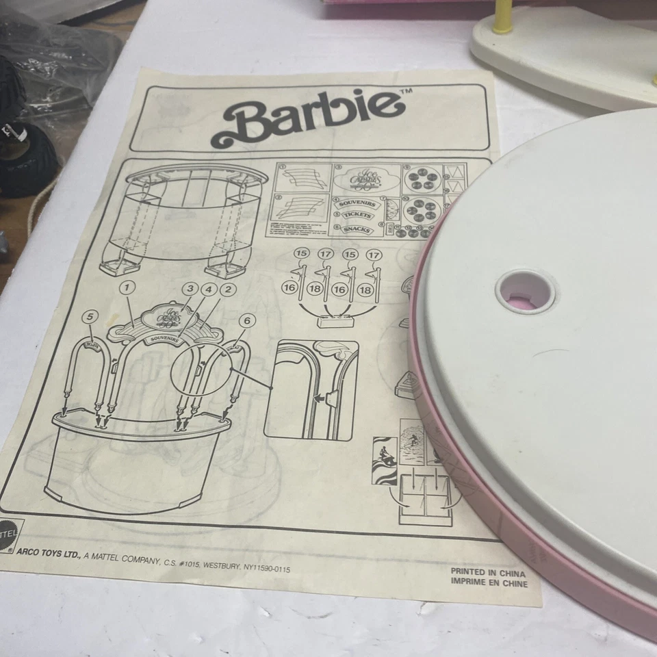 Barbie & Ken Ice Capades 1989 de colección: juego de pista de patinaje Foto 3 de 4