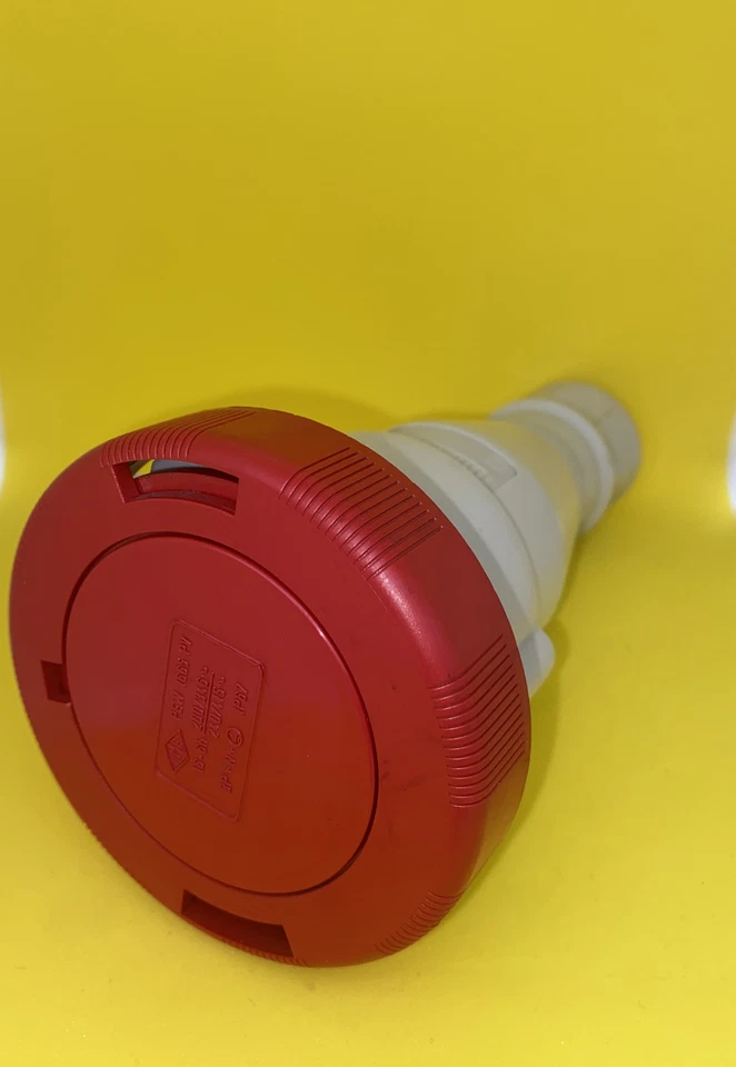 16A 5 Pin Coupler Socket IP67 Waterproof 3P+N+E 415V 16 Amp Red - Image 2 of 4