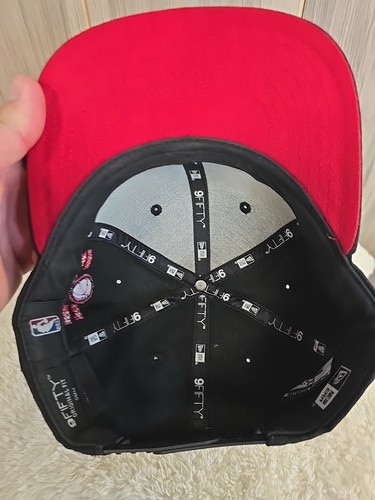 Chicago Bulls New Era 59Fifty Hat Snapback Black/Red 96/97/98 Champions - Picture 6 of 6