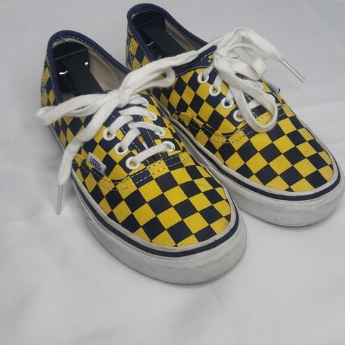 distorted checkerboard vans