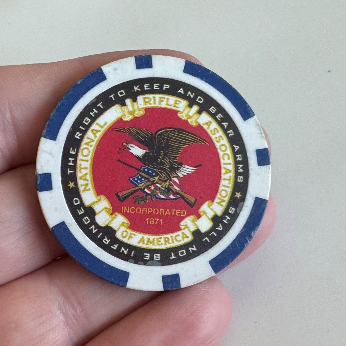 超レア NRA 全米ライフル協会 正規会員証 タイピン ハンター トランプ デコ NRA Challenge Coin – All In! 2012 Poker Chip Style – National