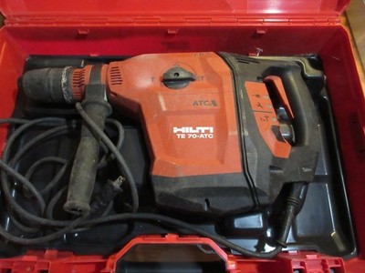 Hilti TE70 ATC AVR Corded Rotary Concrete Hammer Drill in case no bits,