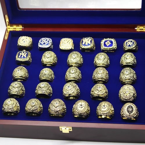 27PCS NY New York  Yankees MLB World Series Championship Set With Box