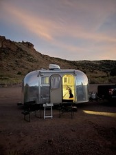 1965 Vintage Airstream Caravel 17’