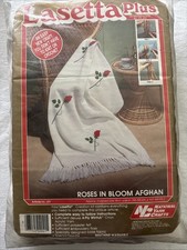 Vintage Lasetta Plus 'Roses In Bloom' Afghan blanket kit New