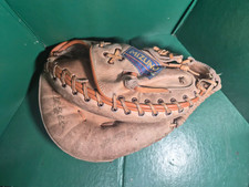 Mizuno MT1060 Professional Model Max flex Catchers Mitt Glove RH Throw USED